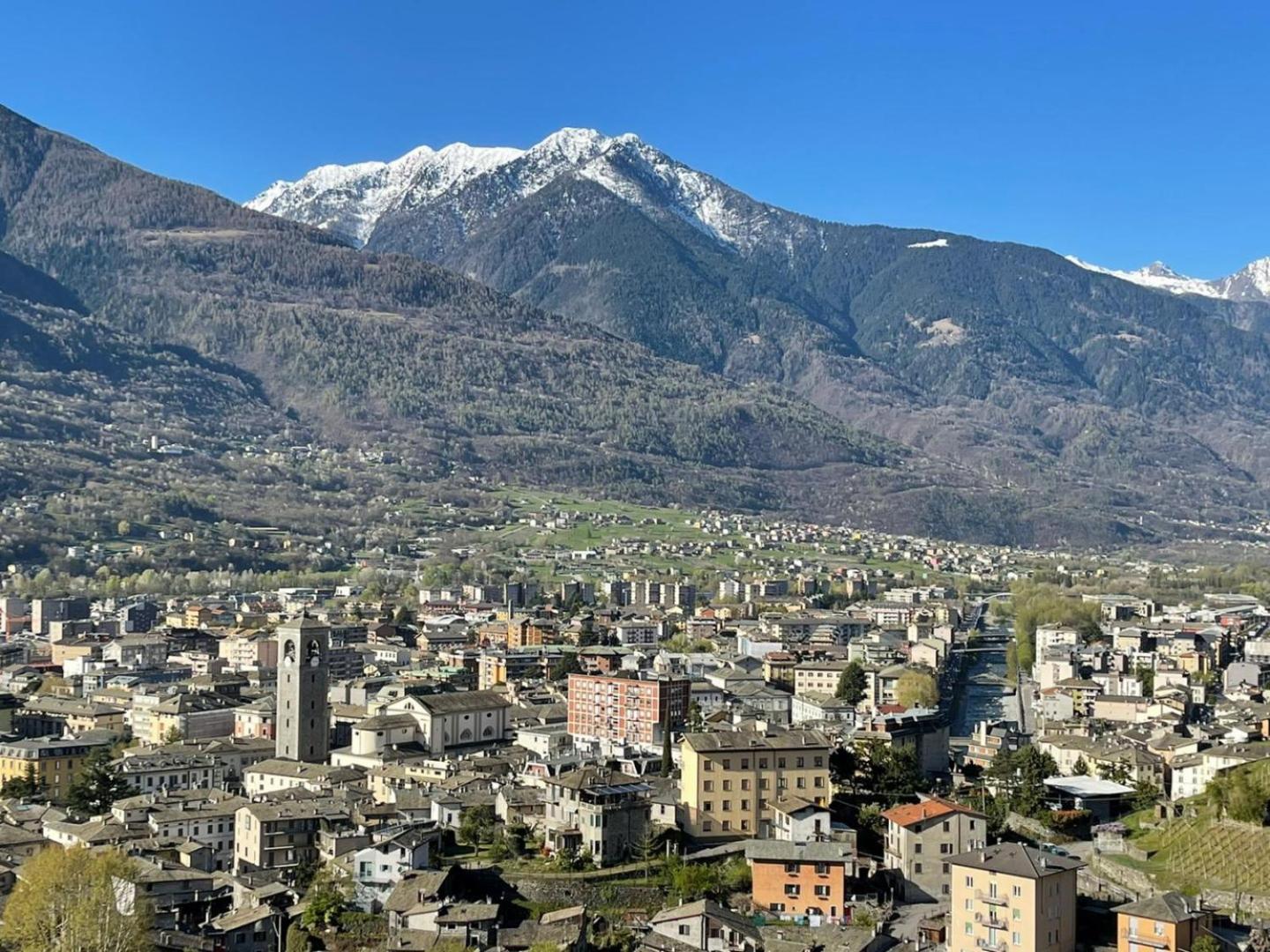 Appartamento La Baita Case Sondrio Centro - Affitti Brevi Italia Bagian luar foto